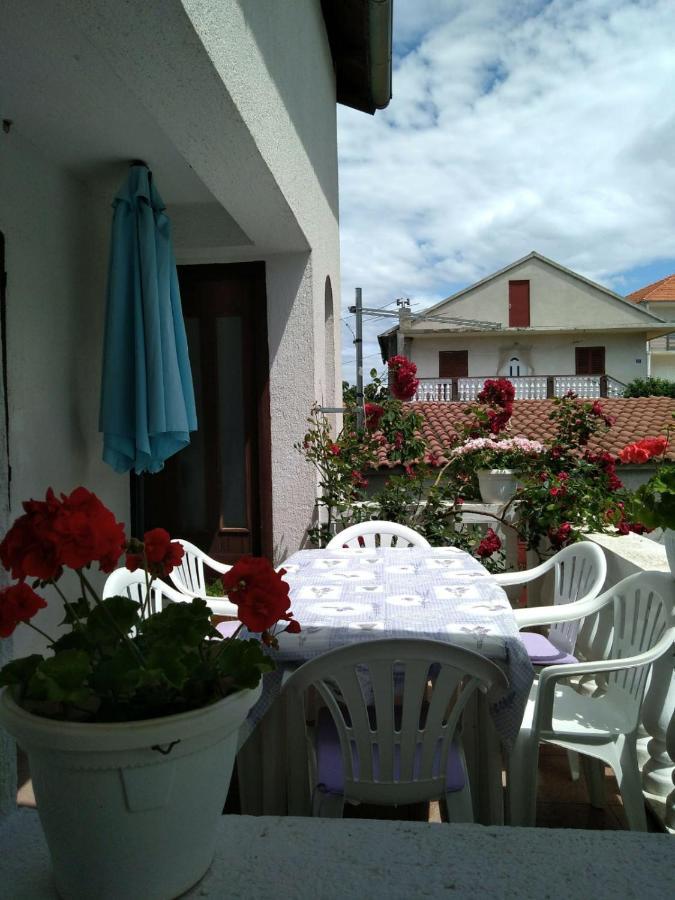 Apartman Sunce Raslina Exterior foto