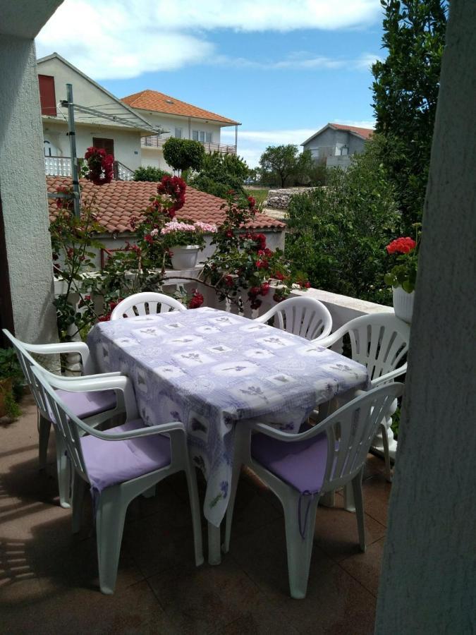 Apartman Sunce Raslina Exterior foto
