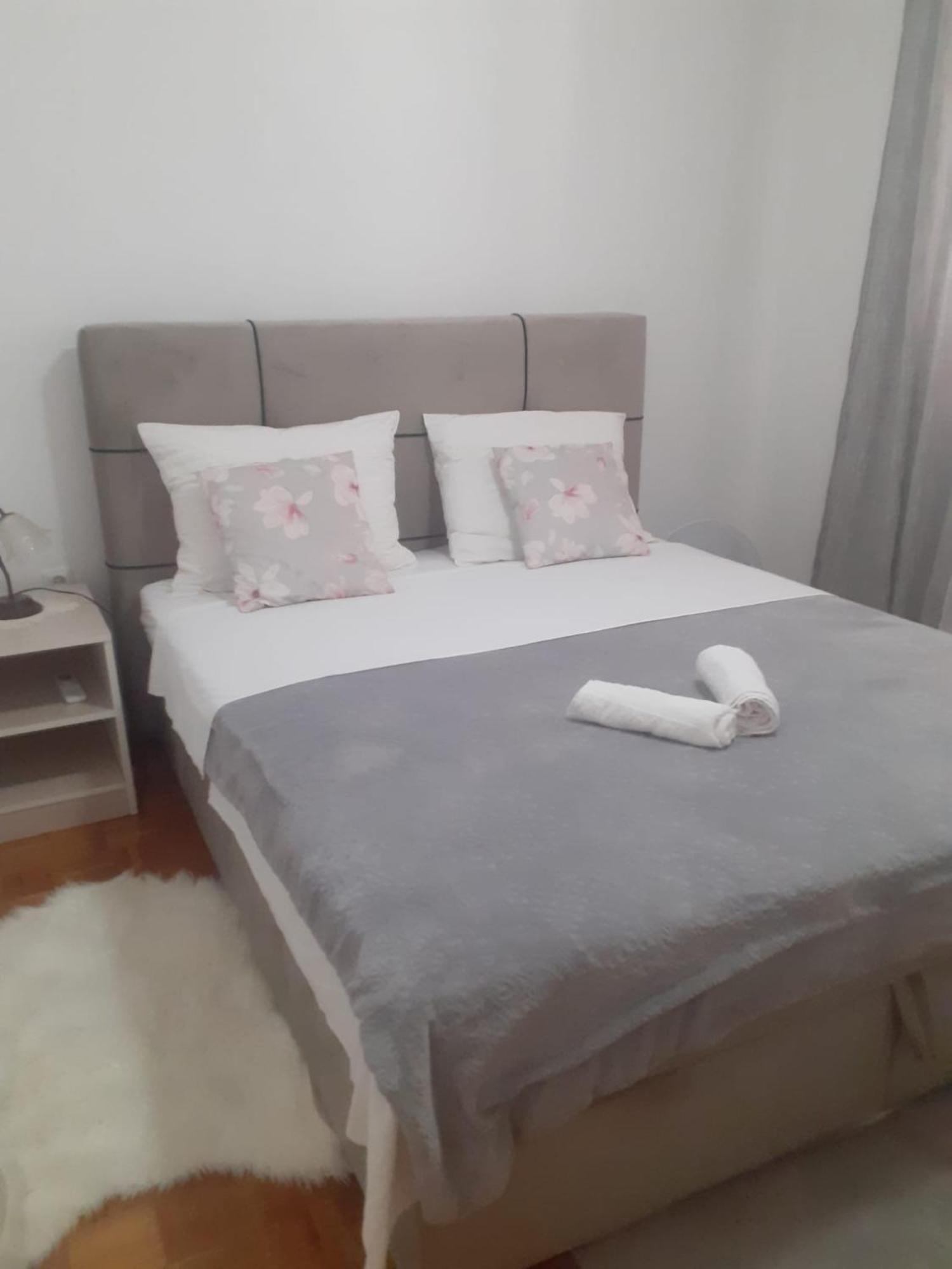 Apartman Sunce Raslina Exterior foto