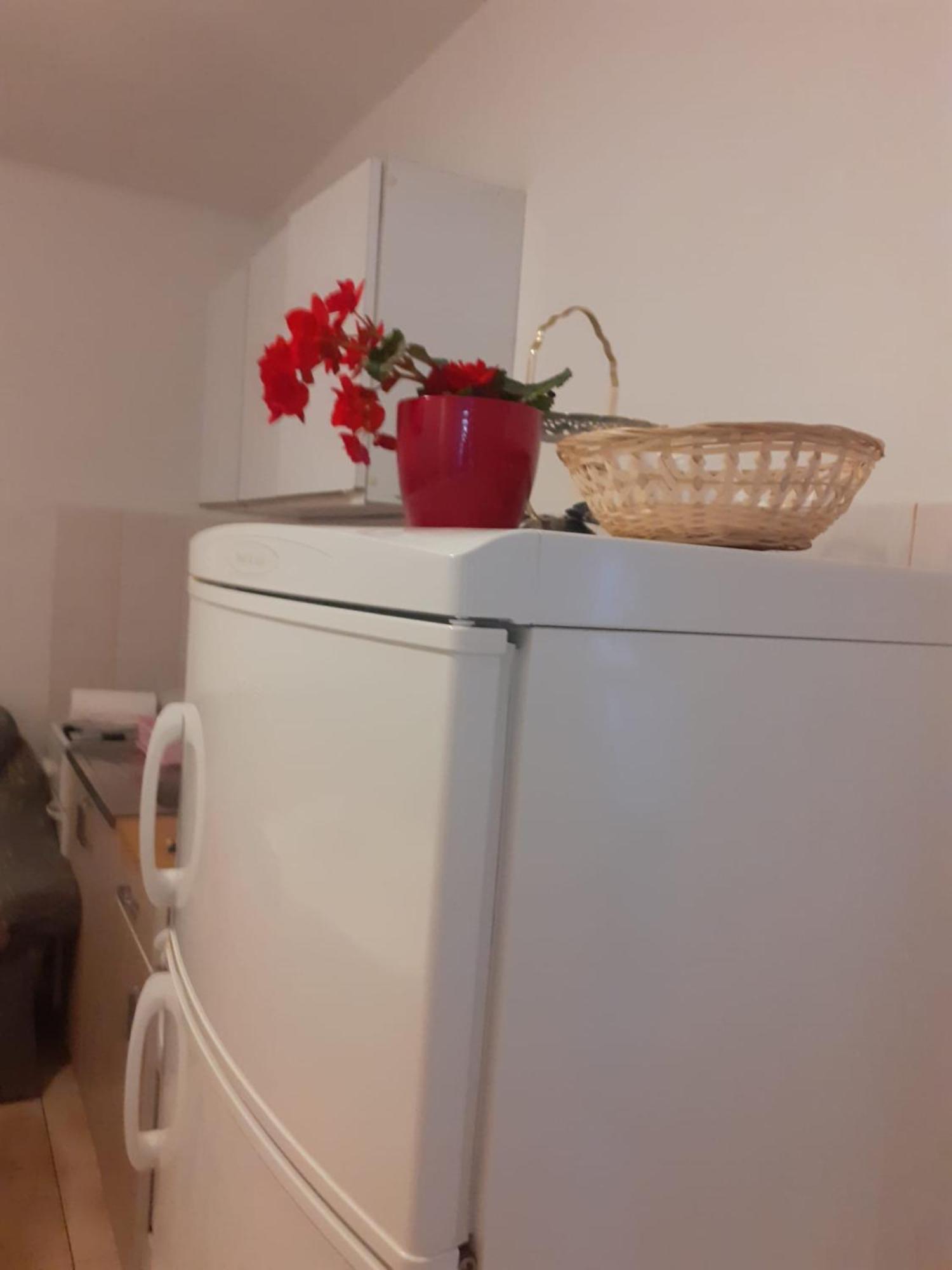Apartman Sunce Raslina Exterior foto